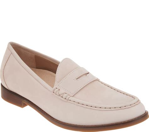 fall clearance sale on loafers.